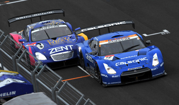 Nissan GT-R & Lexus SC430 Race Scene Picture